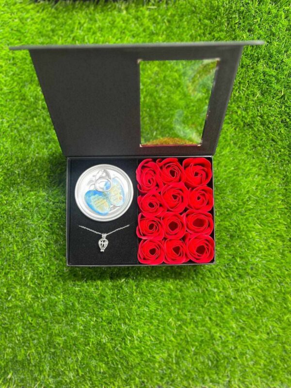 Rose & Pearl Pendant Gift Box